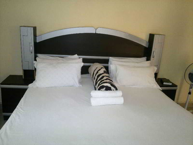 Bulawayo Continental Hotel Εξωτερικό φωτογραφία